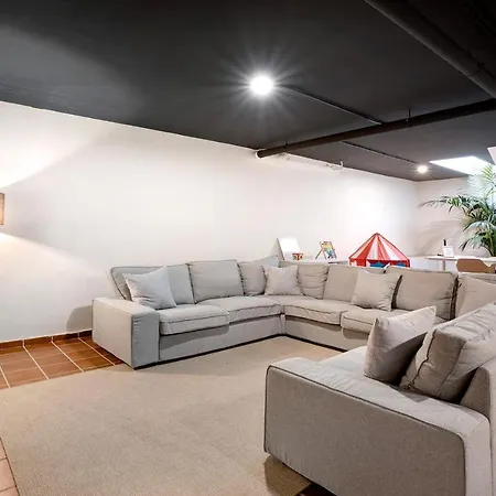 فيلة Luxury Taganana *