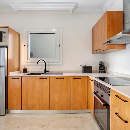 فيلة Luxury Taganana